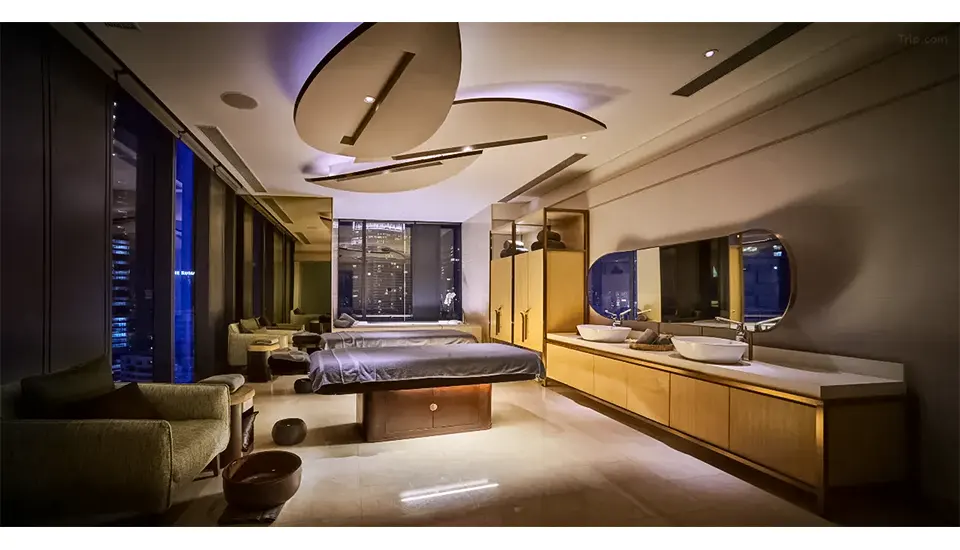 هتل ای کیو کوالالامپور